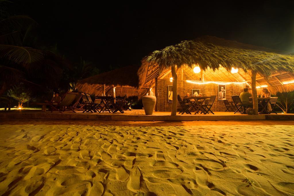 Bar Reef Resort Etalai Exterior foto